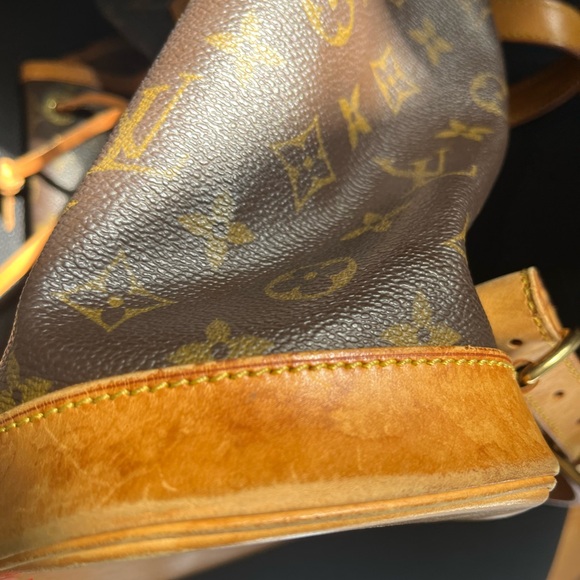 LOUIS VUITTON Vintage Monogram Montsouris PM Leather Backpack LV - Picture 10 of 14